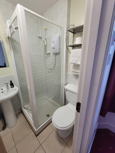 Bathroom 3, Bimini Aberdeen, Aberdeen
