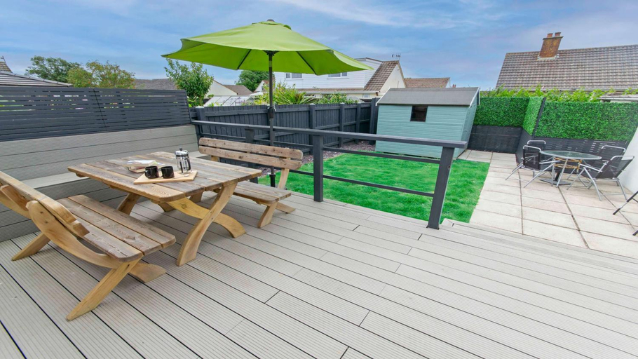 Facilities 4, Sandbanks Sleeps 4 Beach Pass & 1 Dog, Devon