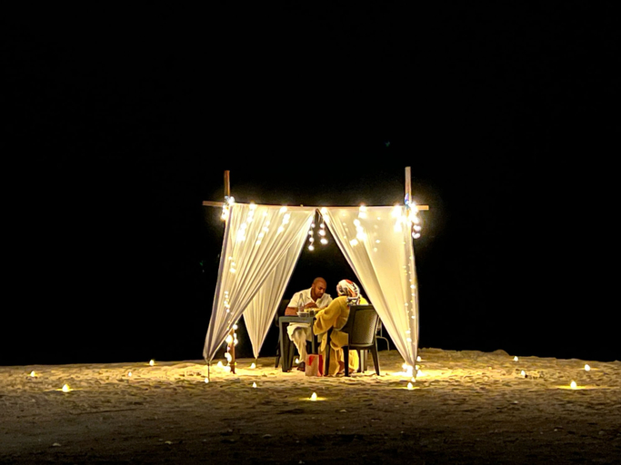 Restaurant 4, Handhuvaru Maldives