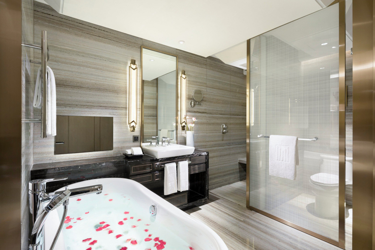 Bathroom 5, Grand Millennium Shanghai Hongqiao, Shanghai