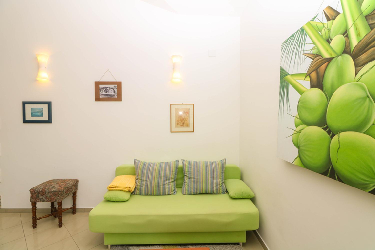 Others 4, Apartments Blue and Green with Balcony, Baška