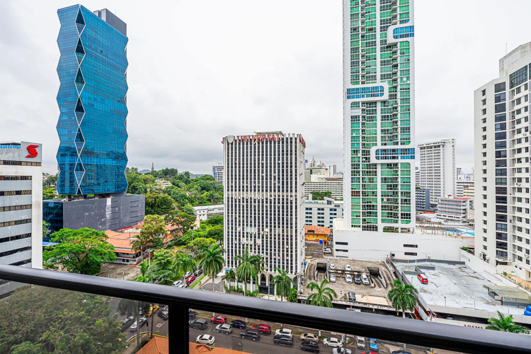 Room 5, w Scenic 1BR w Panoramic City View in Calle 50, Panamá