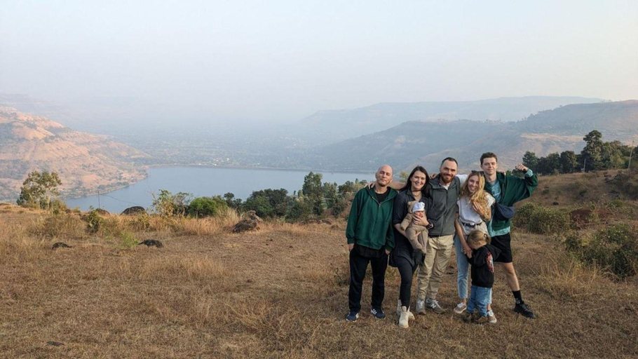 Others 5, Terra On A Hill, Satara
