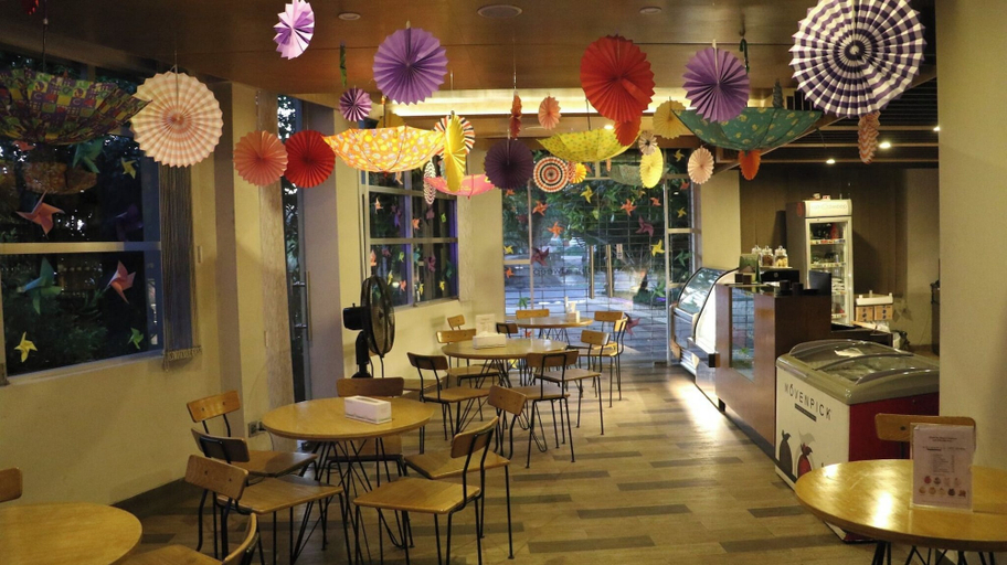 Dining, Ratnodweep Resort, Pabna