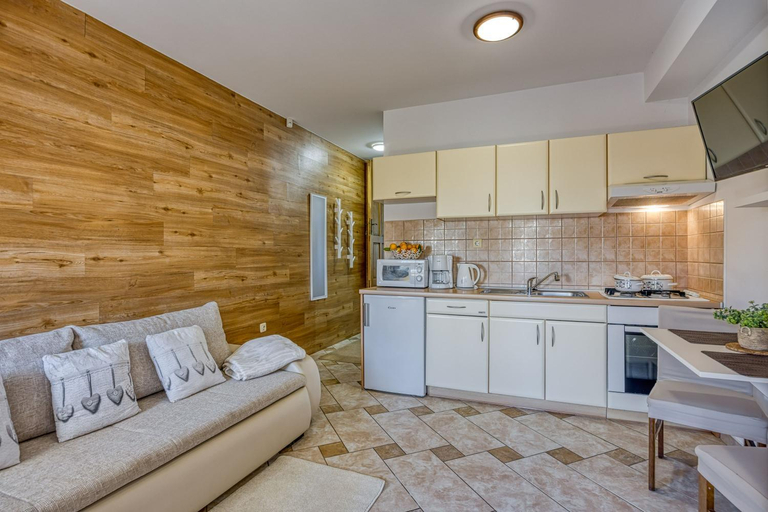Kitchen 2, Apartment Jakara, Medulin