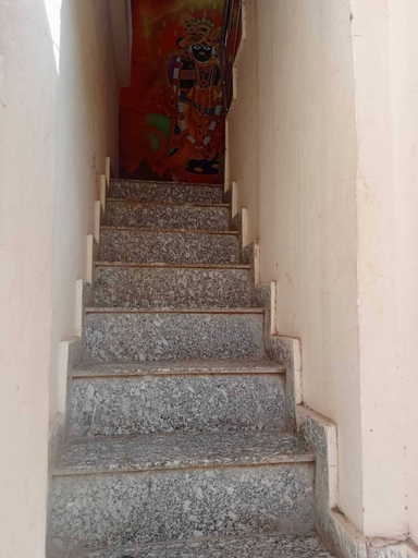 Staircase 4, Shri Kishori Kunj Home Stay, Mathura