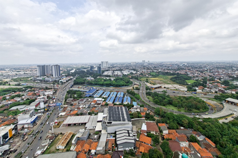 Exterior 4, Simply Minimalist Studio Apartment Springwood Residence Tangerang By Travelio, Tangerang