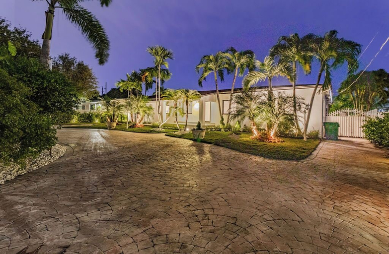 Front of property - evening/night 4, The Glam Homes, Miami-Dade