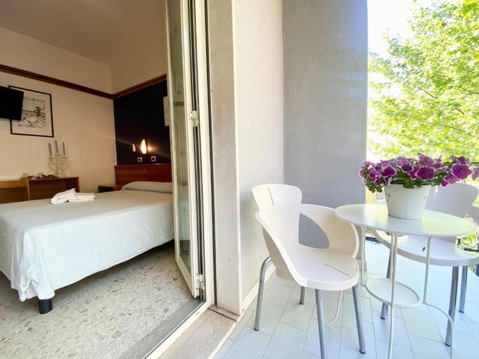 Bedroom 2, Hotel Praja Mare, Cosenza