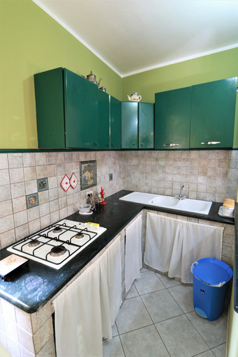 Private kitchen, cefalu in summer, Palermo
