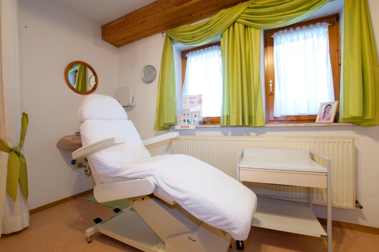 Bedroom 2, Berghus Schratt Vegetarisches Und Veganes Biohotel, Oberallgäu
