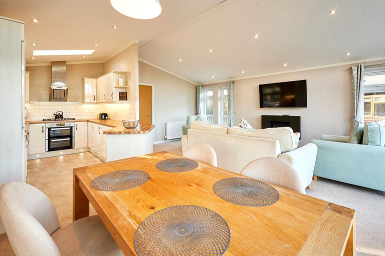 Room 5, Host Stay Deneb Lodge, North Yorkshire