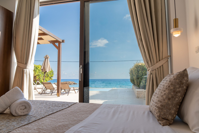 Room 5, Mary Beach 1 Villa, Crete