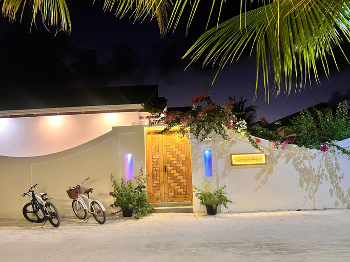 Bicycling, Handhuvaru Maldives