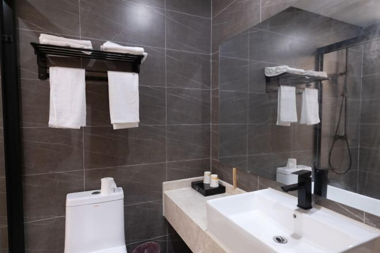 Bathroom 3, Kunshan Lushan Resort, Suzhou