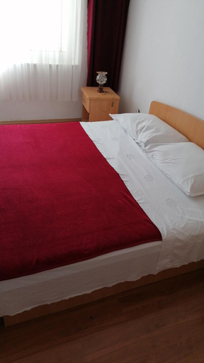 Bedroom 4, Apartments and Room Kiko, Primošten