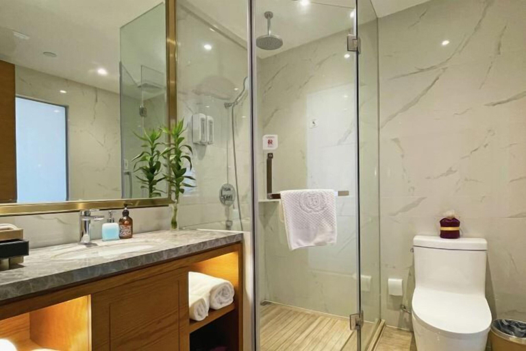 Bathroom 4, GEM Hotel (Jianhu Ouboliya Zunyuan), Yancheng