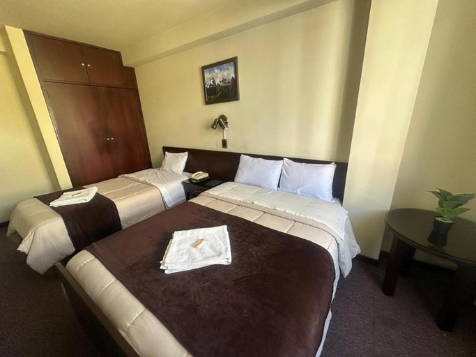 Bedroom 5, Camino real, Puno
