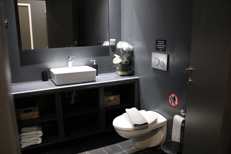Bathroom 5, ARIS Premium Accommodation, Attica