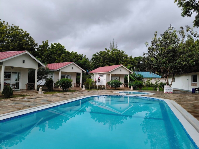 Pool 2, Kili Sunrise Resort, Kilifi North