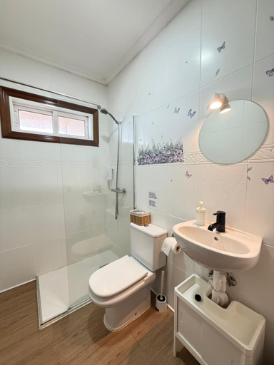 Bathroom 2, Casa Angel 1982, Pontevedra