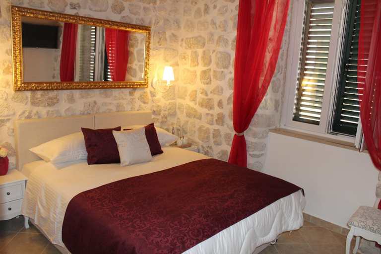 Bedroom 2, Villa Sigurata II, Dubrovnik