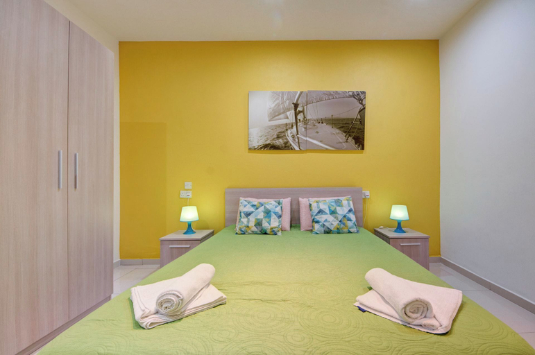 Bedroom 2, Off the Ferries, Sliema, 2-bedroom Apartment
