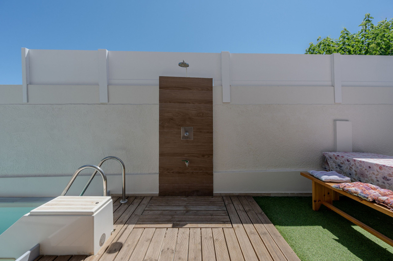 Pool 5, Aloe, Crete
