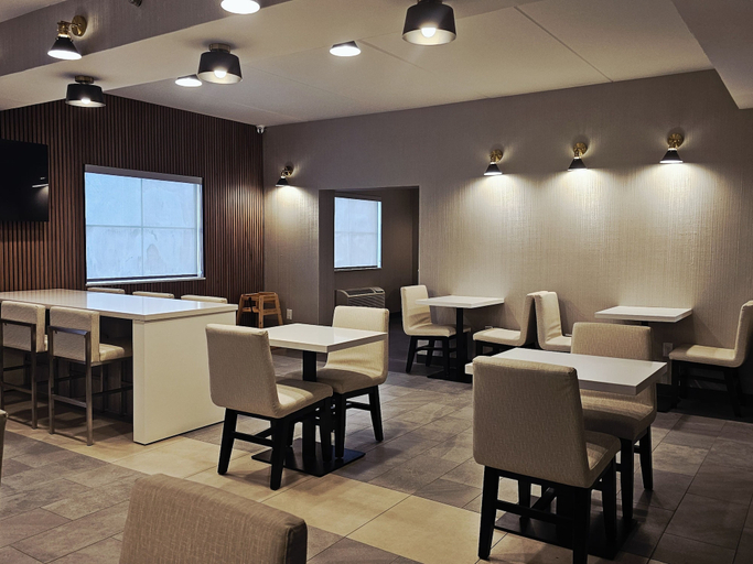 Food & Drinks 5, Wingate by Wyndham Pittsburgh/West Mifflin, Allegheny