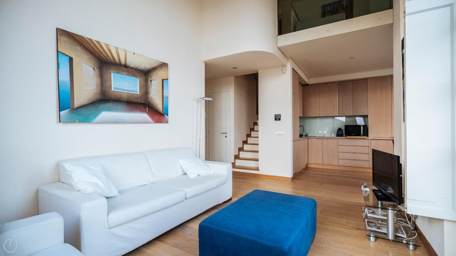 Others 2, Virgilio 2 - Villa Bice, Savona