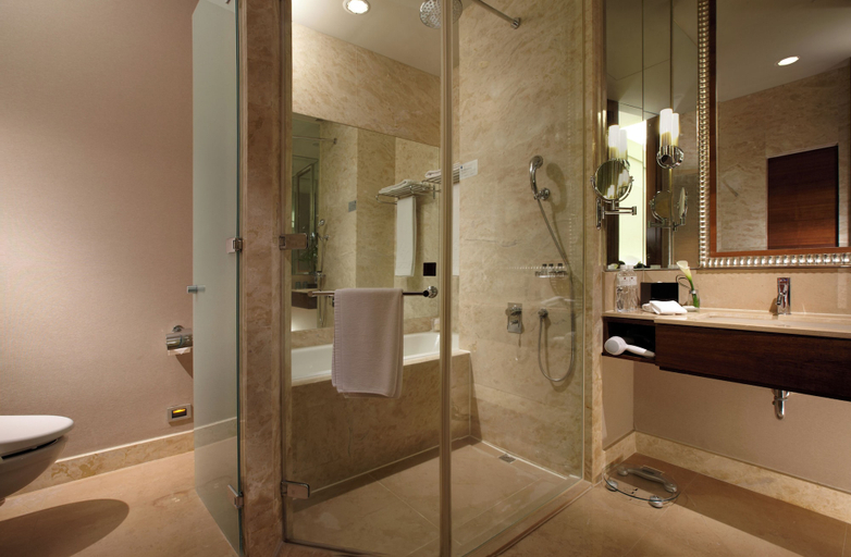 Bathroom 5, Miramar Garden Taipei, Taipei City