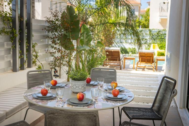 In-room dining 3, Protaras El Sol Villa