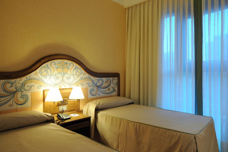 Bedroom 3, Hotel Julia, Madrid