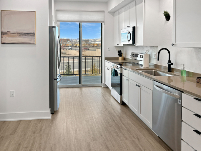 Private kitchen 3, Terrace At Two Rivers 3 Bedroom Townhouse, Mesa