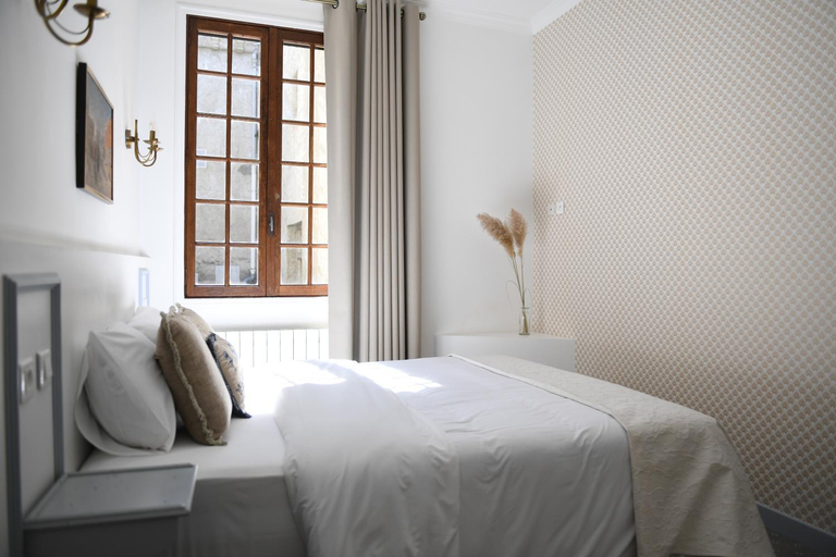 Bedroom 3, Chateau de Fontager(Château de Fontager), Drôme
