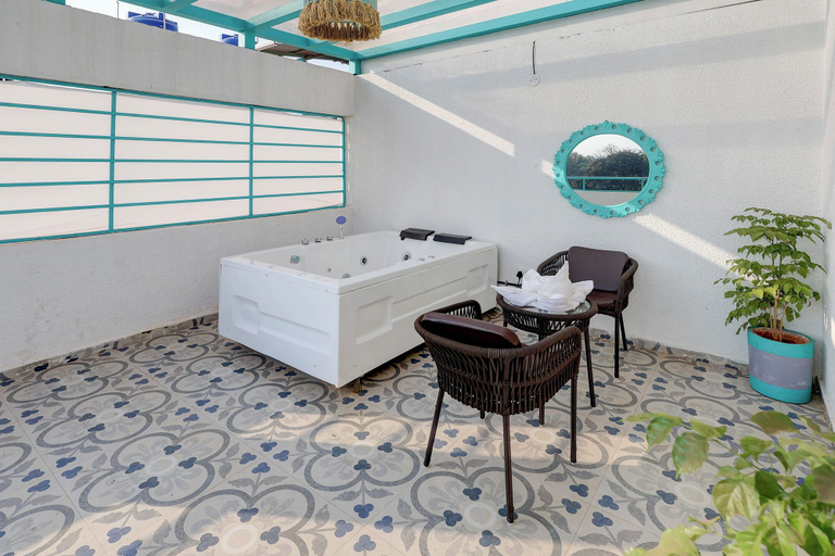 Bathroom 4, FabHotel High Five - Nr. Vagator Beach, North Goa