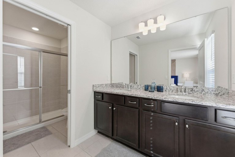 Room 3, Stylish 6BR Home With Themed Rooms and Pool, Polk