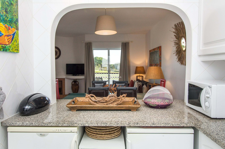 Private kitchen 4, Luna Balaia Golf View D'alma Portuguesa, Albufeira