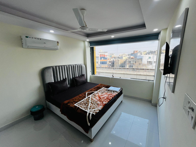 Room 3, Hotel Crystal Haven, Delhi