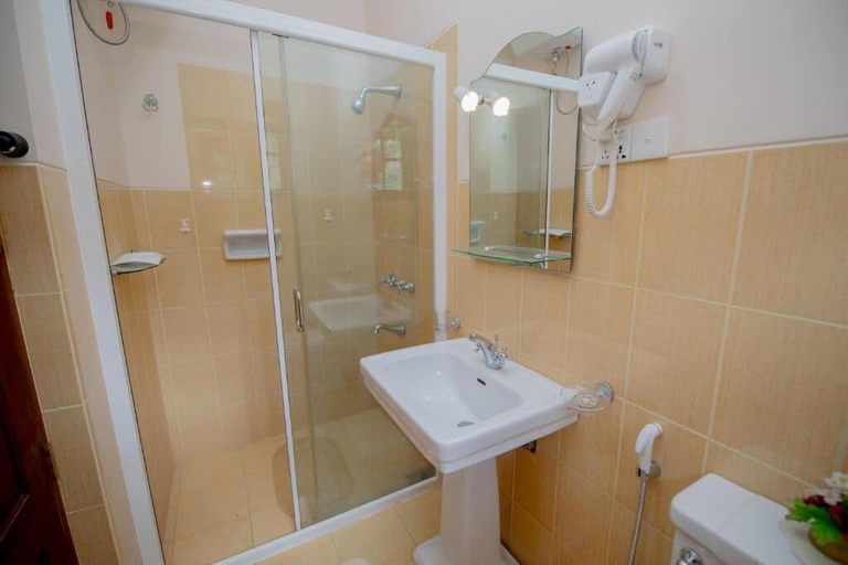 Bathroom 5, Ard Lui Residence, Nuwara Eliya