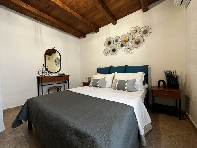 Bedroom 3, Afroditi 4 Villa, Crete