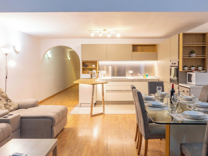 Interior 3, Stylish Modern Apartment With Spacious Living, St Julian's