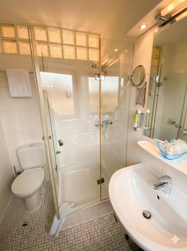Bathroom 5, Hotel Hebelhof, Lörrach