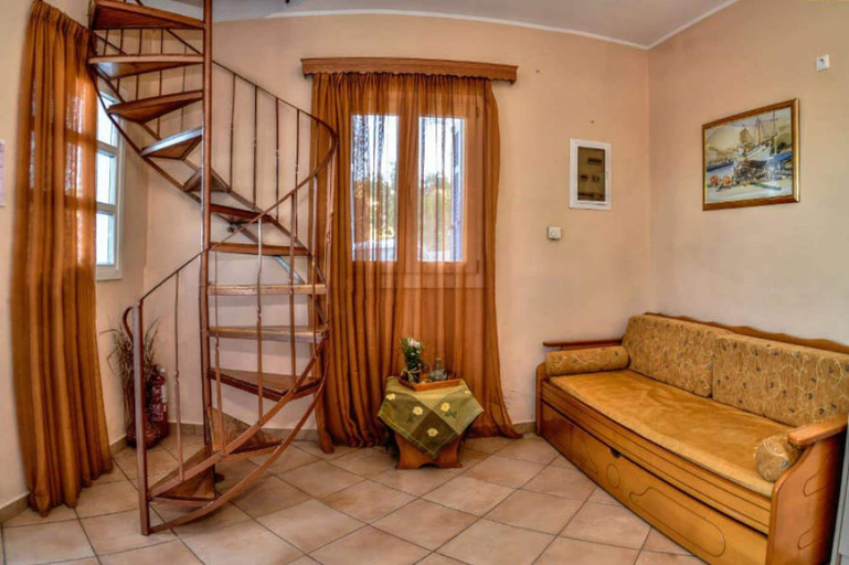 Room 3, Mainades Maisonette - Terpsichore Seaview Gem, South Aegean