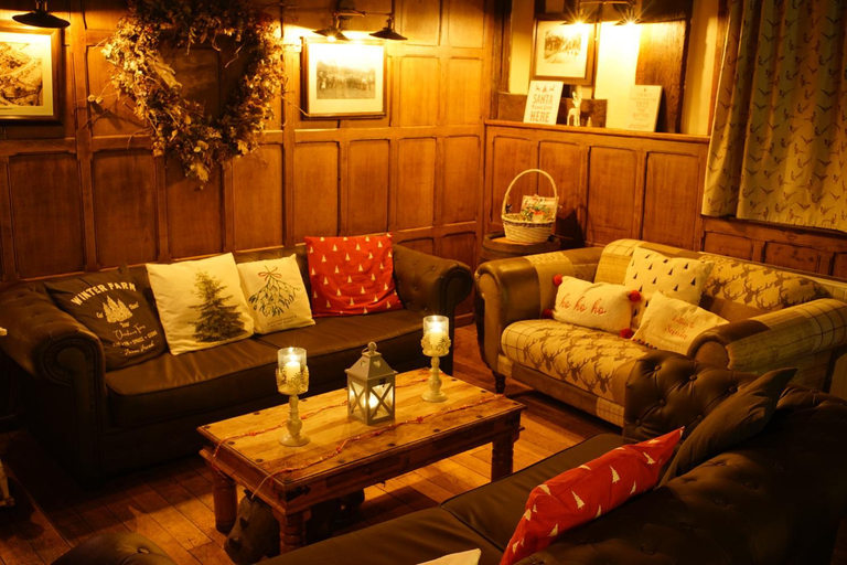 Food & Drinks 3, Ye Olde Crown, Kent