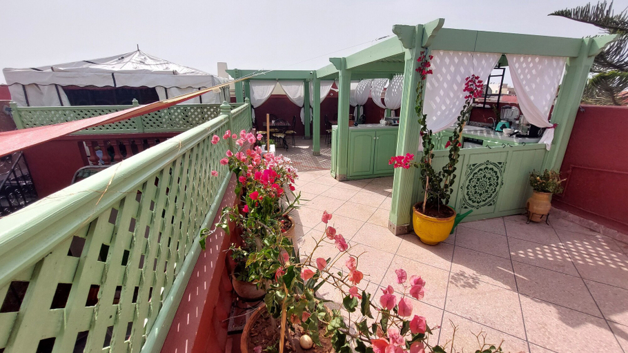 Rooftop terrace, Riad Zahrat Al Fajr, El Jadida