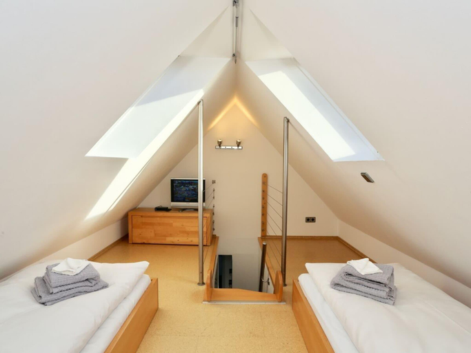Bedroom 2, Kaphaus Modern retreat, Aurich
