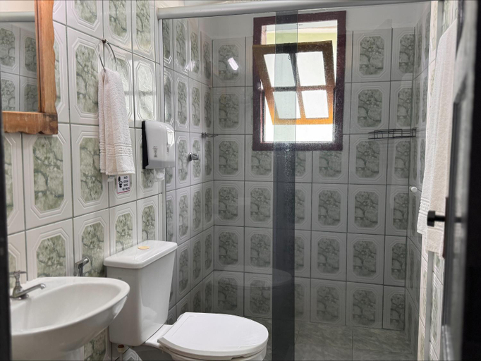 Bathroom 3, Pousada Neuza Barbosa, Tiradentes