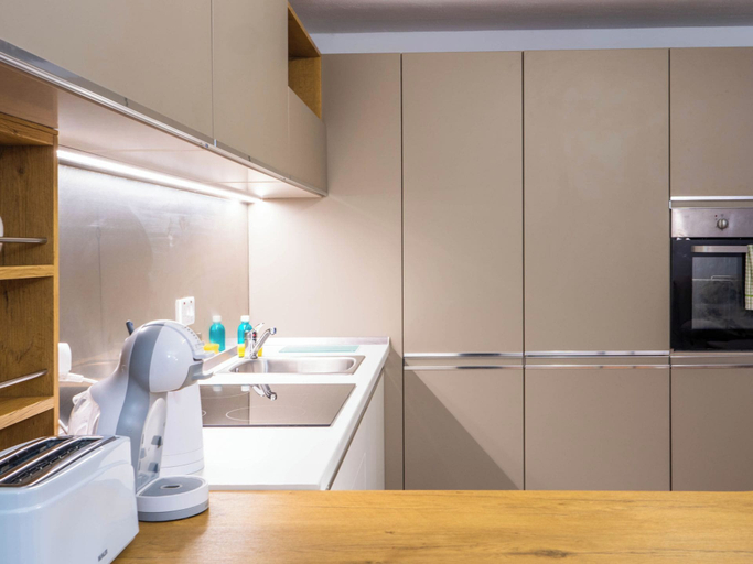 Interior 4, Stylish Modern Apartment With Spacious Living, St Julian's