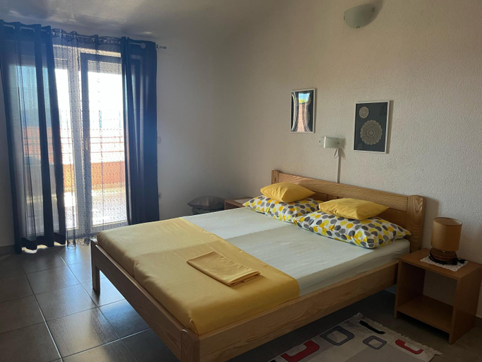 Bedroom 3, apartmani MIA, Okrug